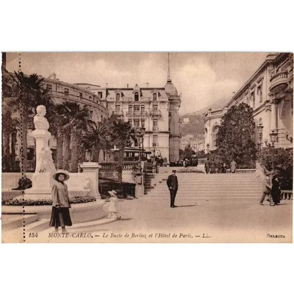 154 MONTE-CARLO. Le Buste de Berlioz et l'Hôtel de Paris. - LL France Postcard - Picture 1 of 2